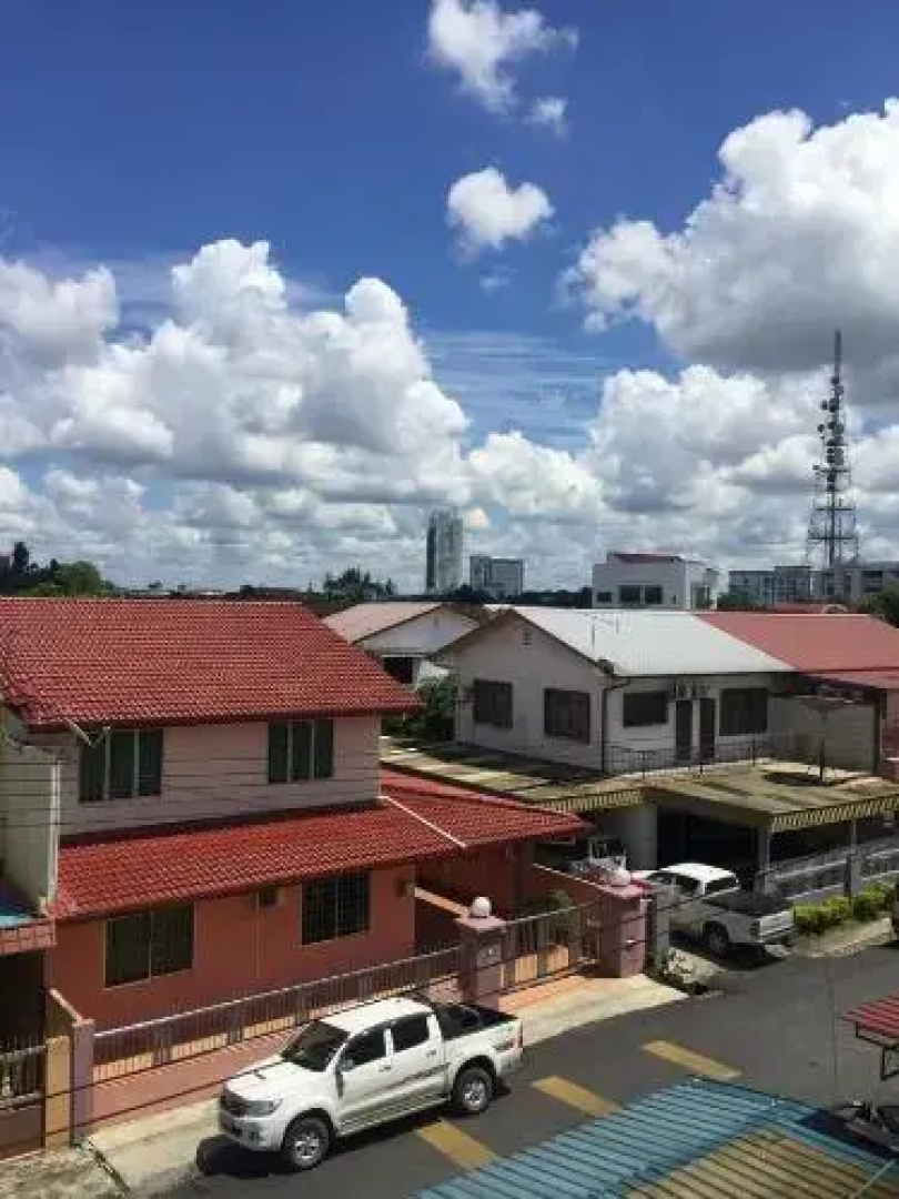 Sibu Swanhouse