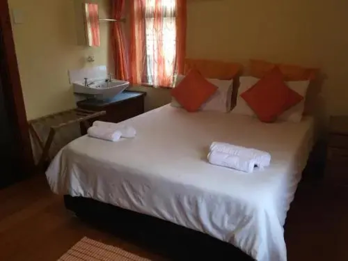 Golden Sun Bed & Breakfast