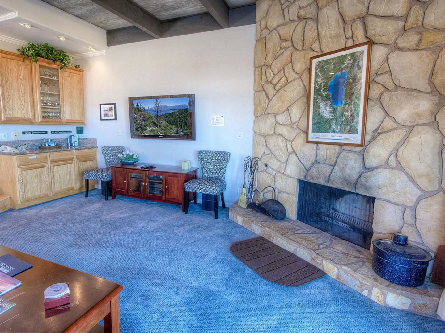 Wonderful Tahoe Keys Lakefront Home by RedAwning