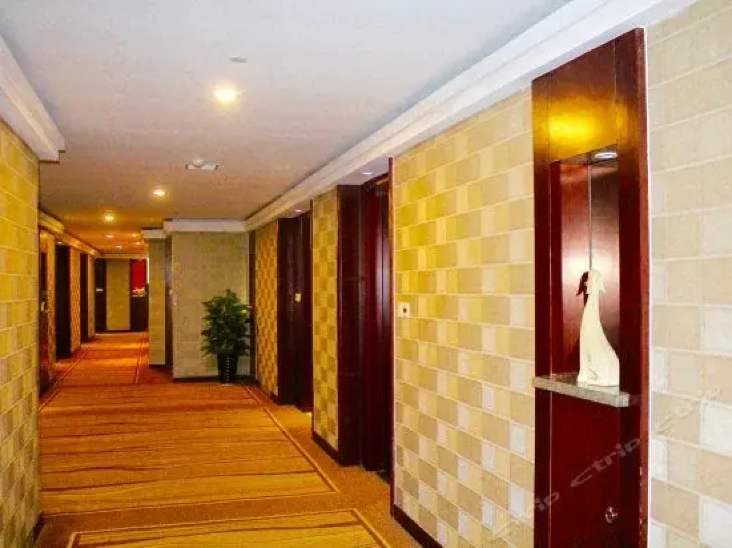 Jiaxing Kras Dayton Hotel