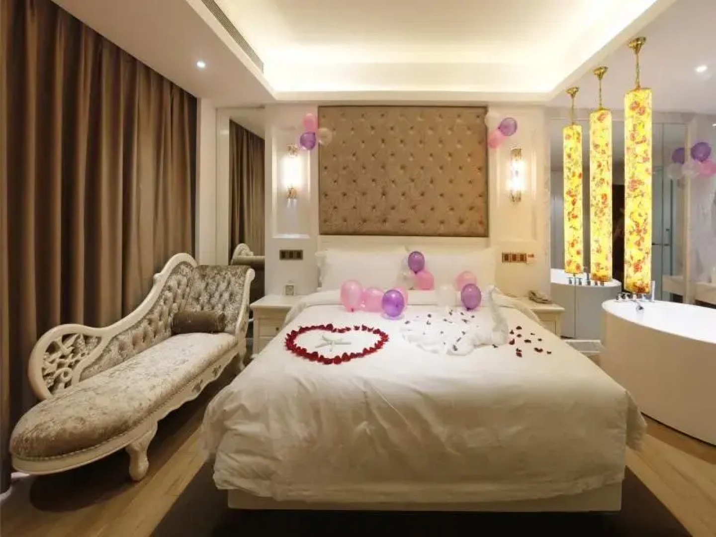 Huangma Hoilday Island Style Hotel