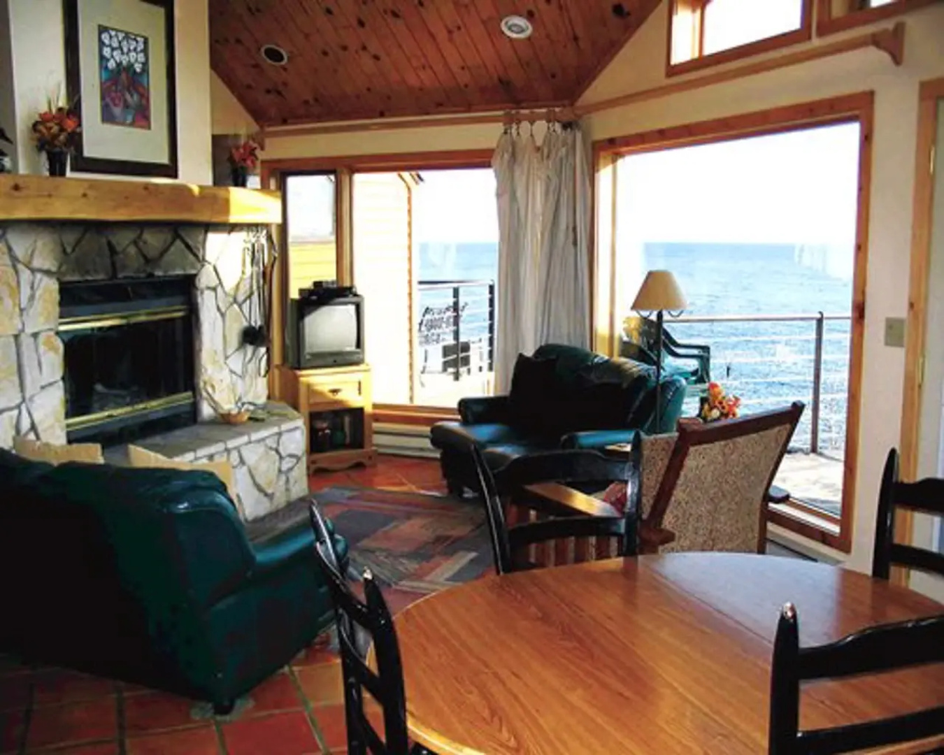 The Lakehomes at Superior Shores