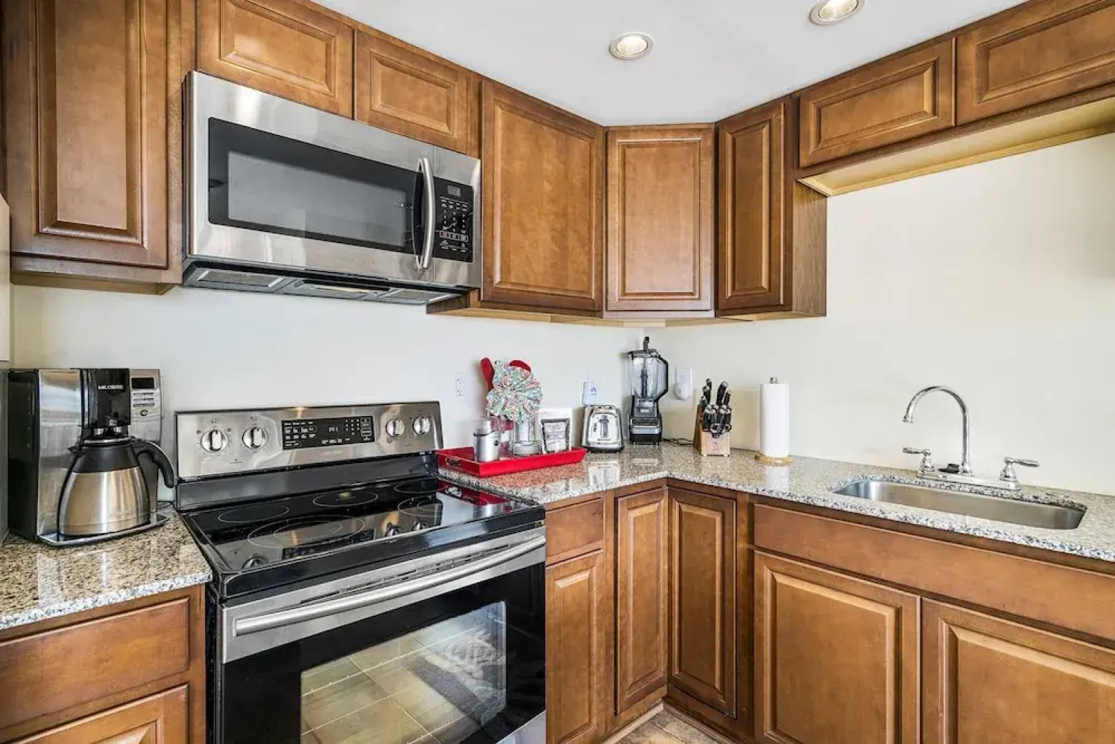 Kona Plaza 201 by RedAwning