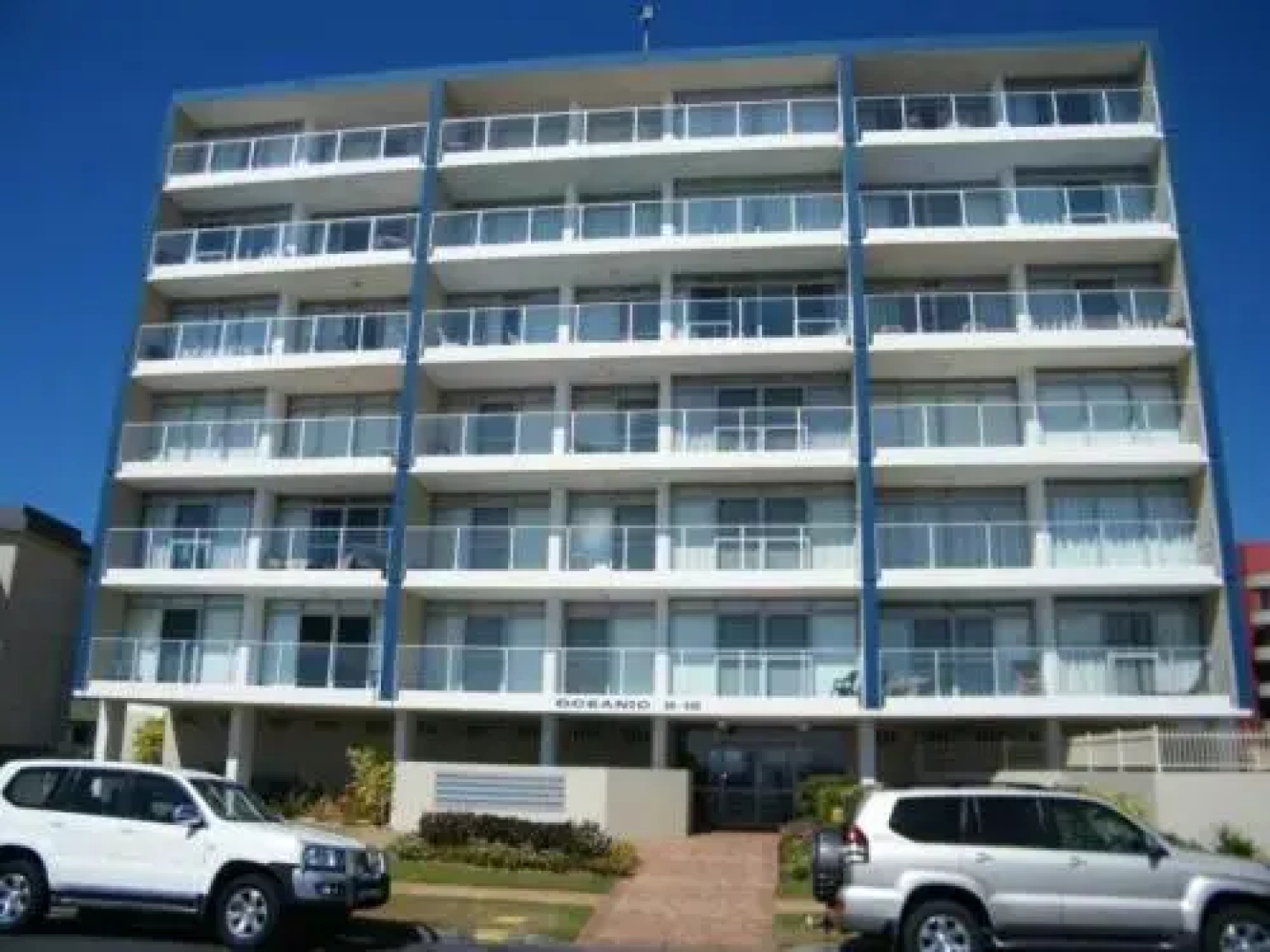 Oceanic, Unit 14, 8-12 North Street