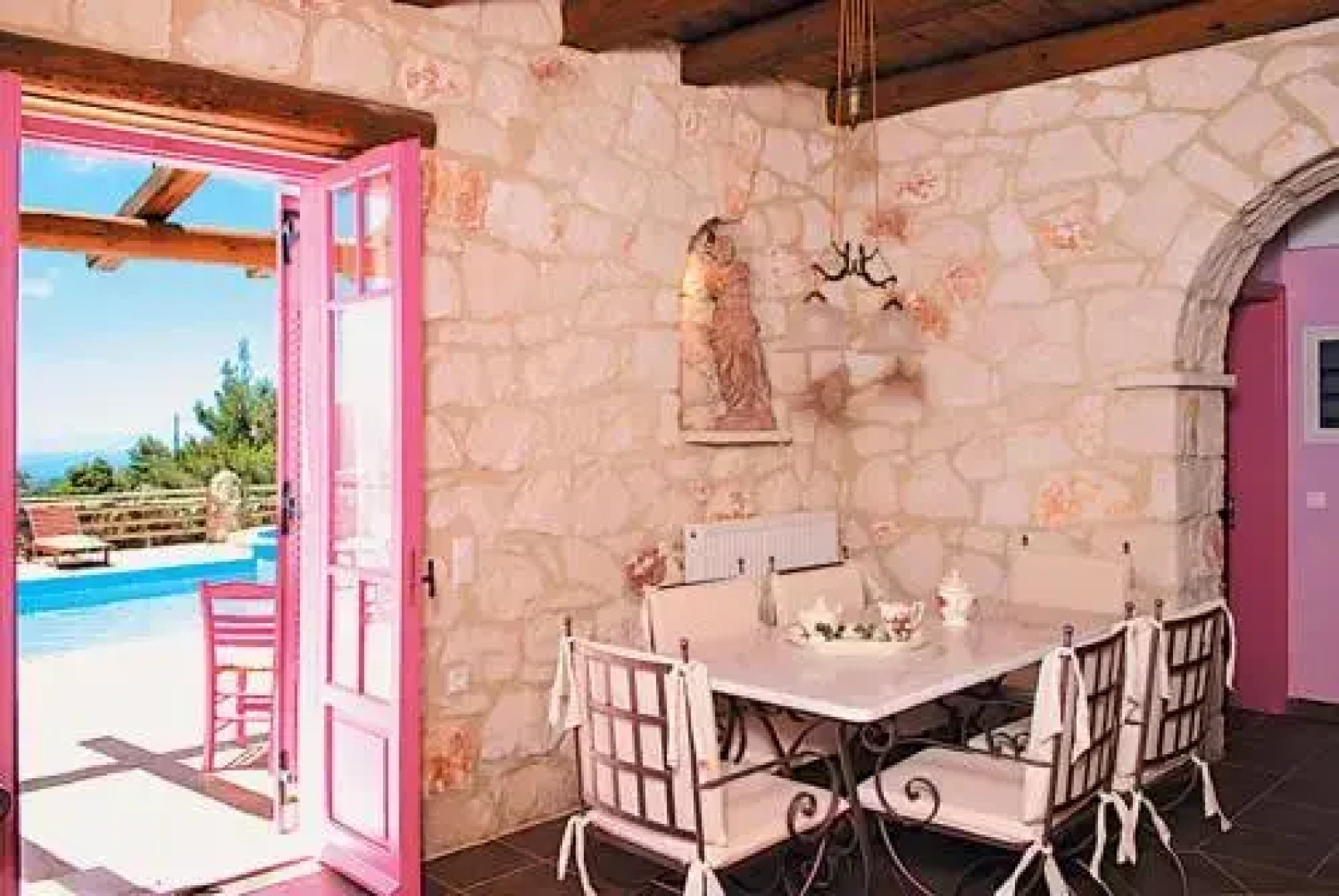 Ariadne Agios Leon Zakynthos