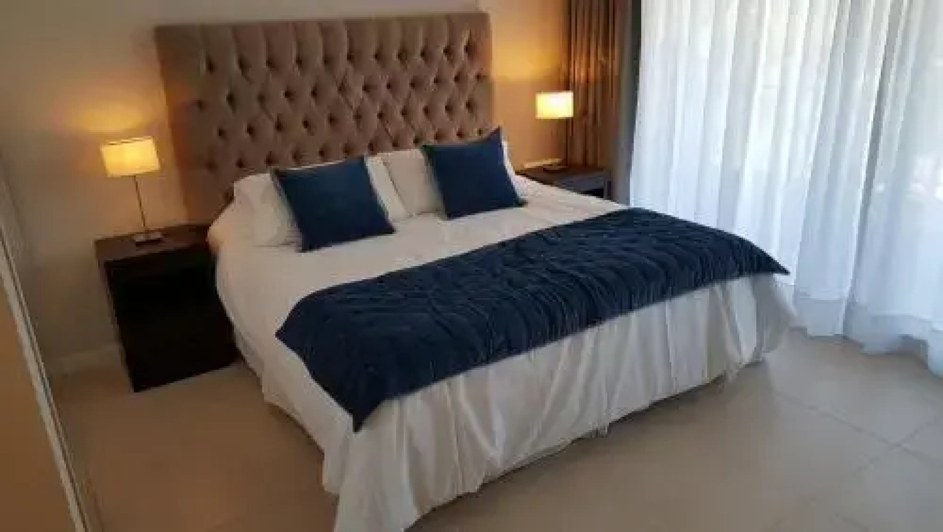 Aqualina Luxury Suites