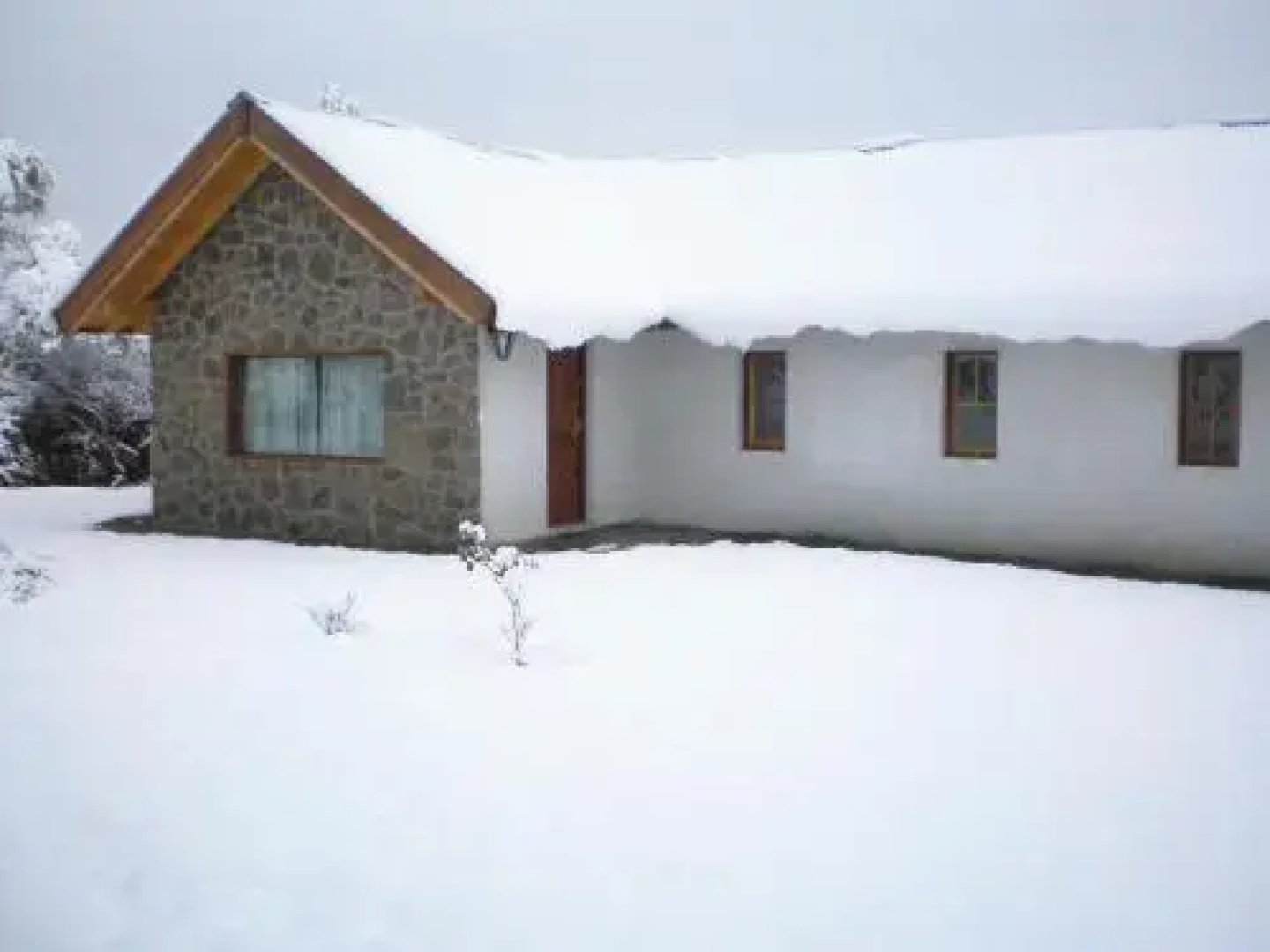 White Field Houses and Spa