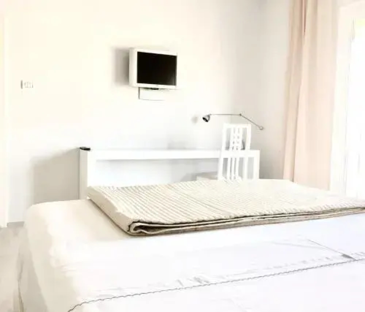 Amberyellowbnb