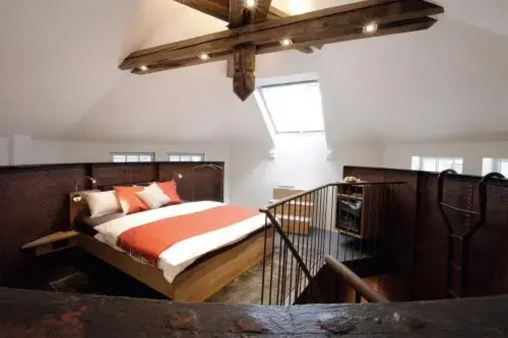 Nashira Tower Suite