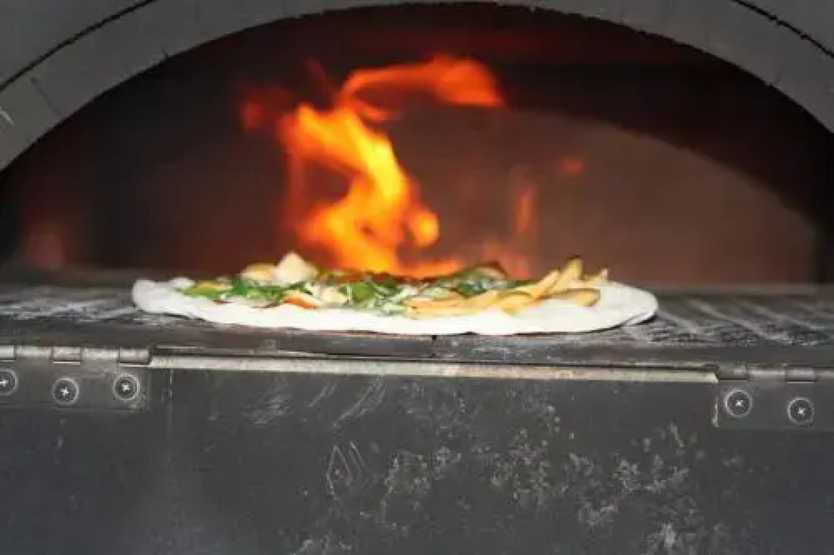 Top Banana Guesthouse & Rooftop Bar