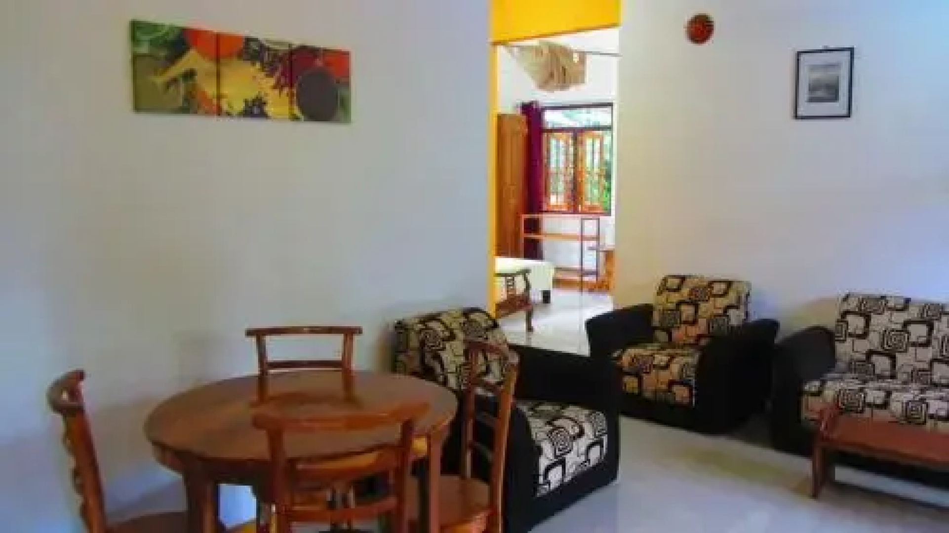 Thira Home Stay