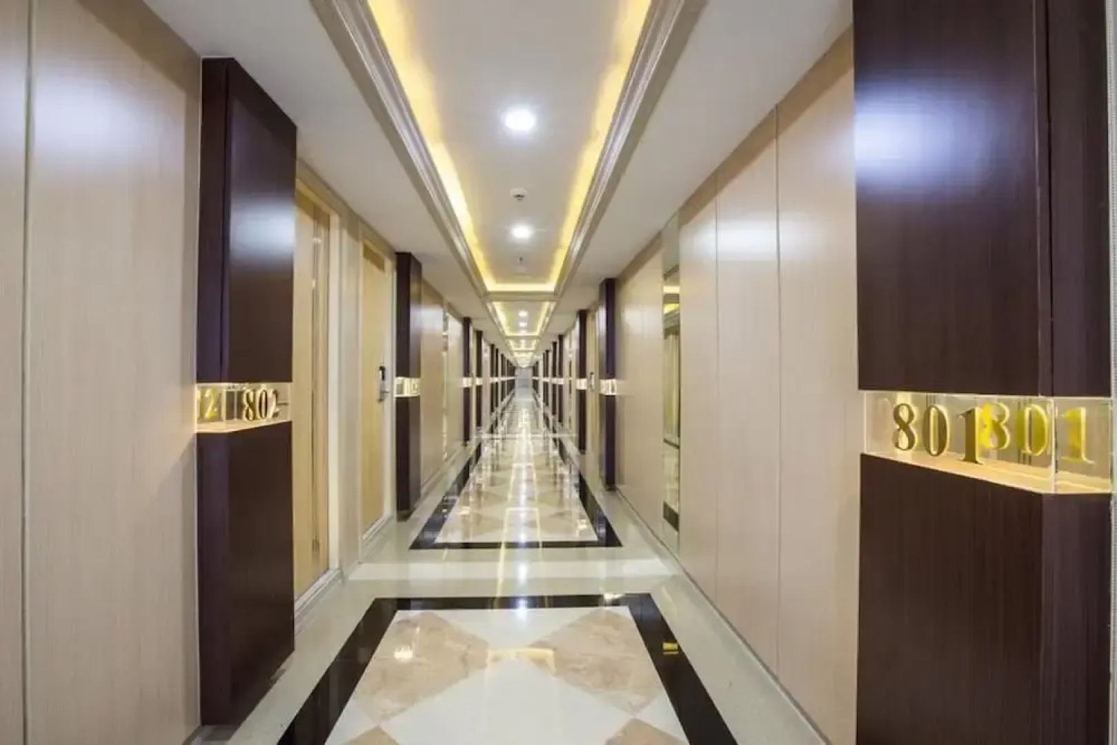 Golden Dragon Suvarnabhumi Hotel