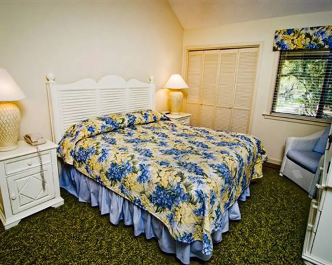 Spicebush at Sea Pines Resort