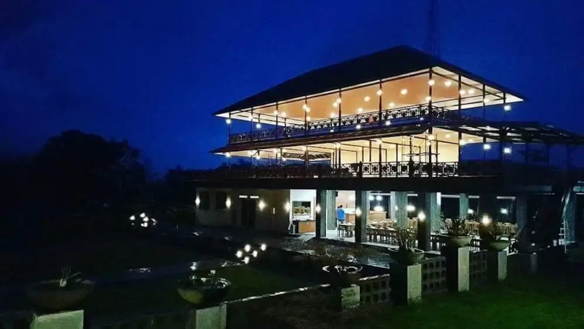 Nusantara Hotel & Restaurant