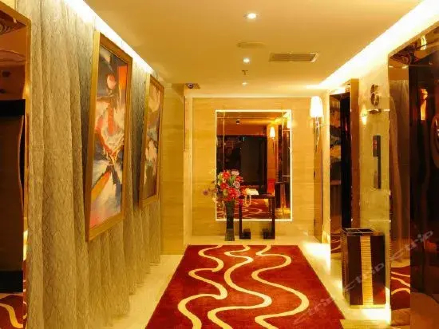Xianning Lanhai Hotel