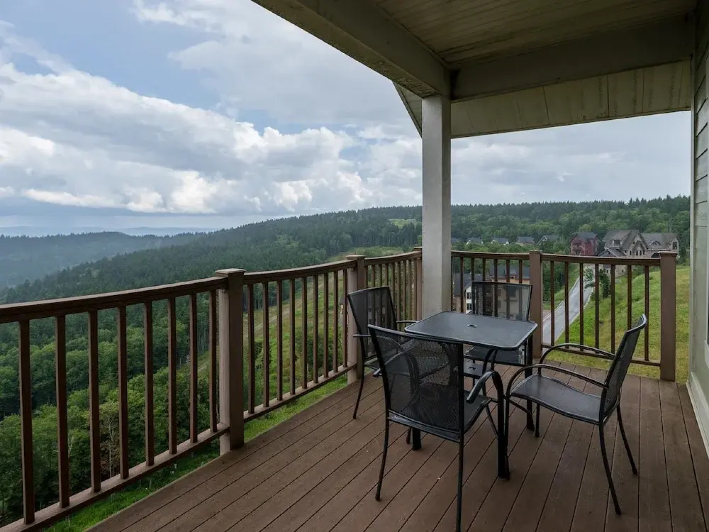 3 Br: Soaring Eagle 405