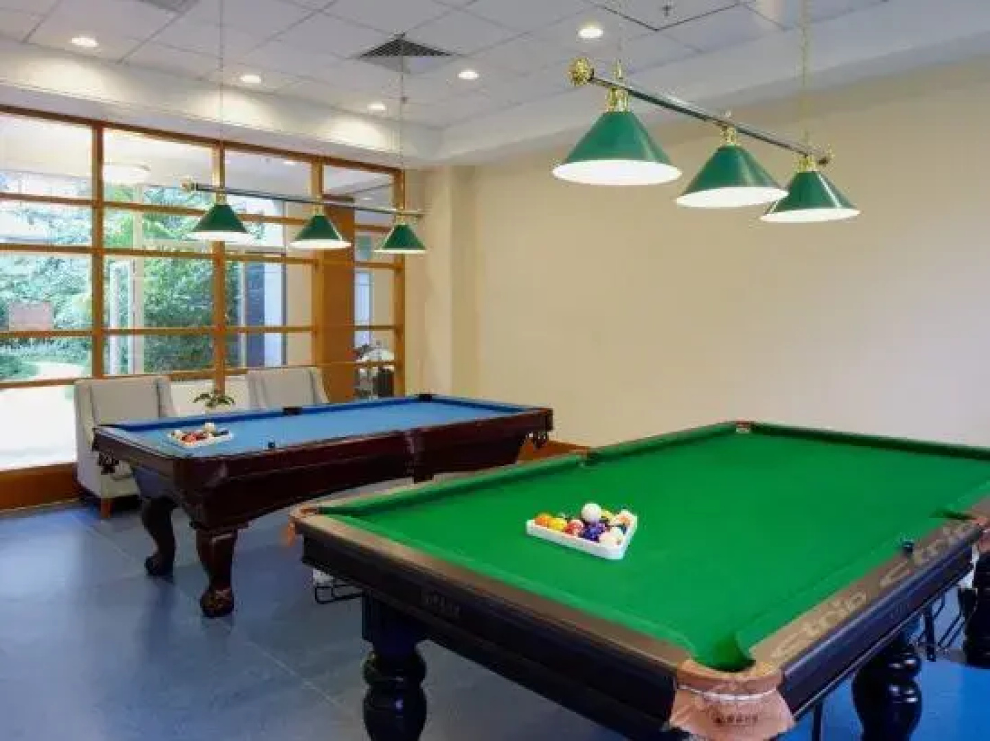 Golden Height Hotel
