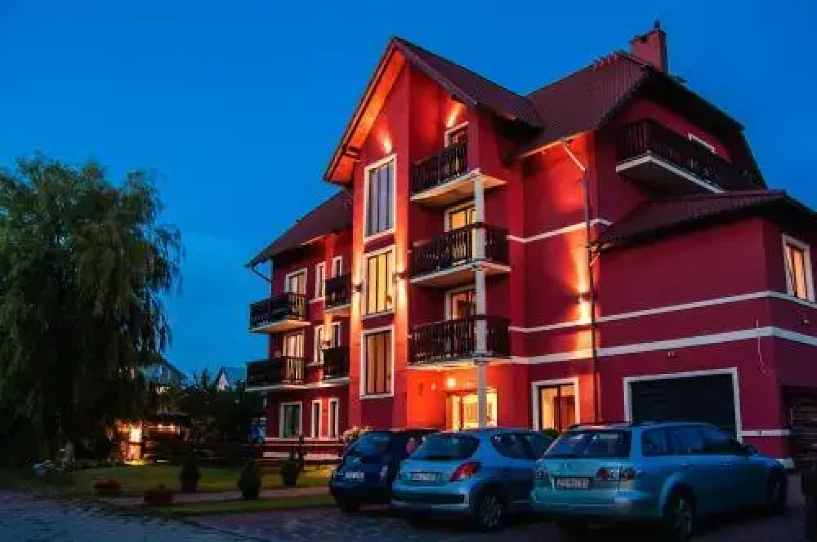 Willa Karmazynowa Przystań