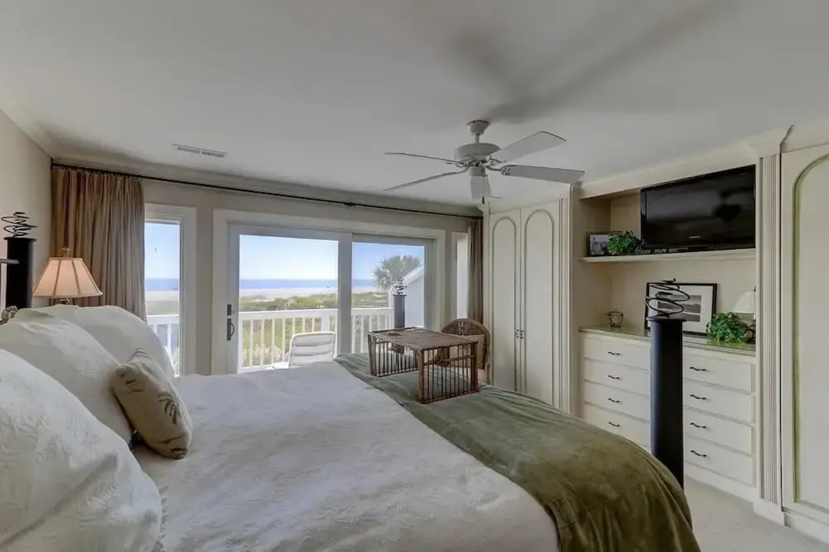 41 Beach Club Villa 3 Bedrooms 3 Bathrooms Condo