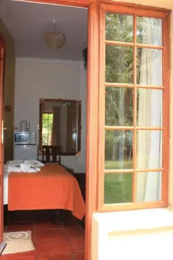 Riverbank Lodge