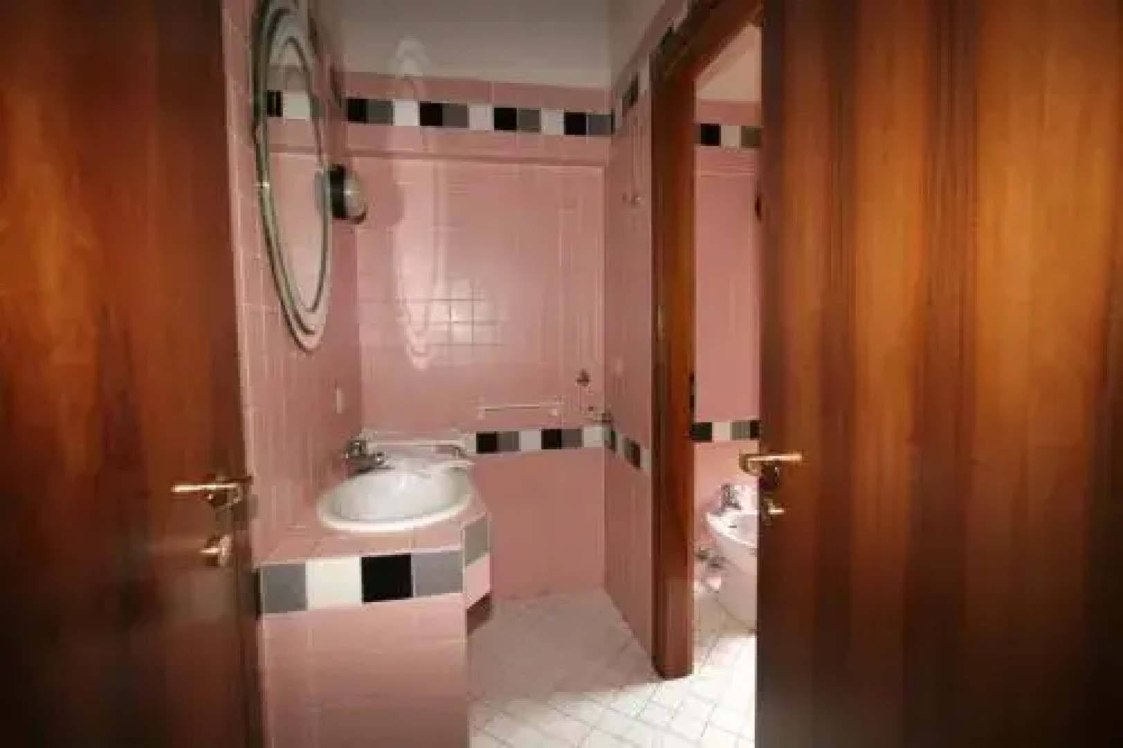 Cornarorooms