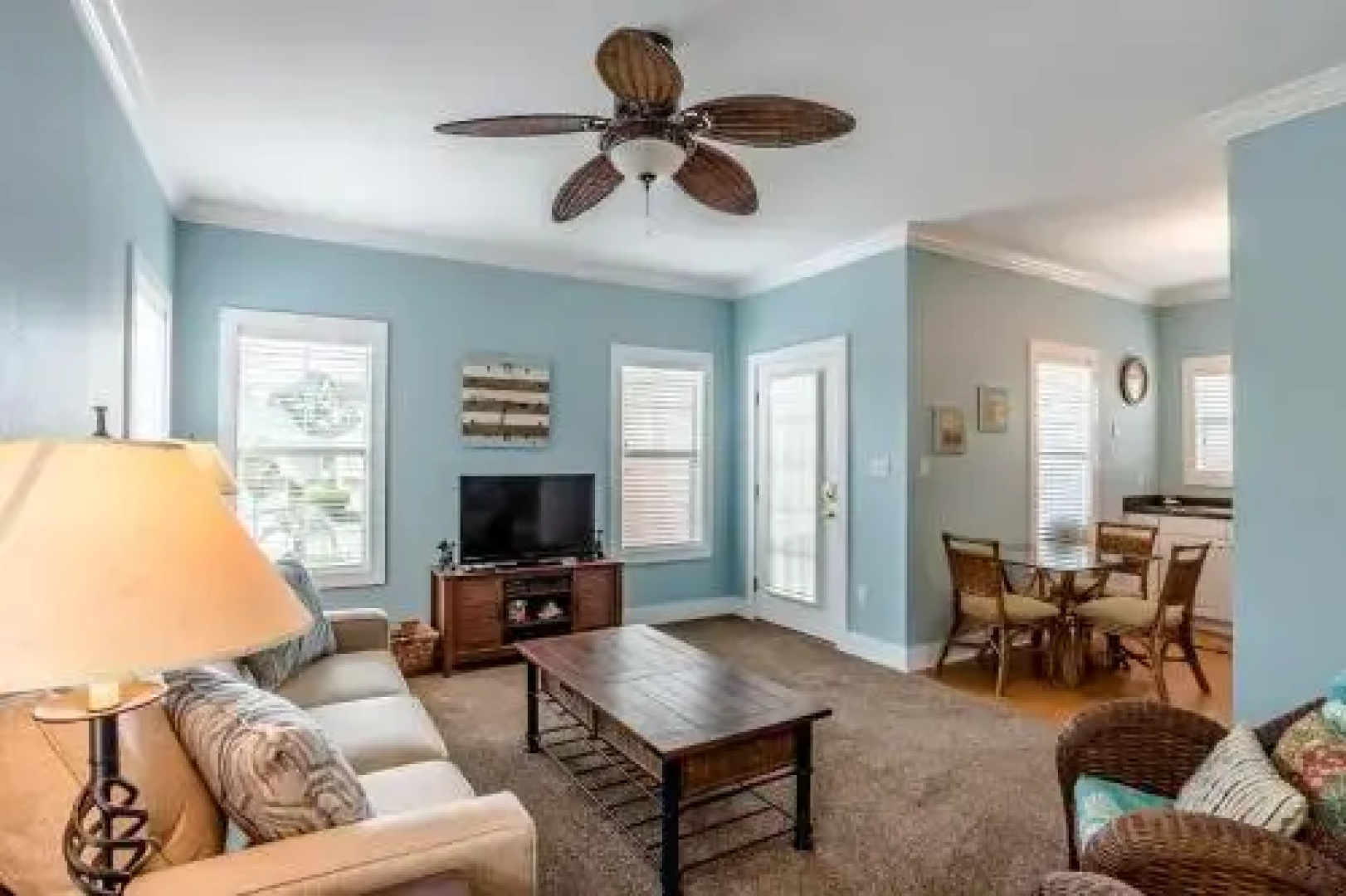 Rancho Deluxe 27CU - 1 Br Condo