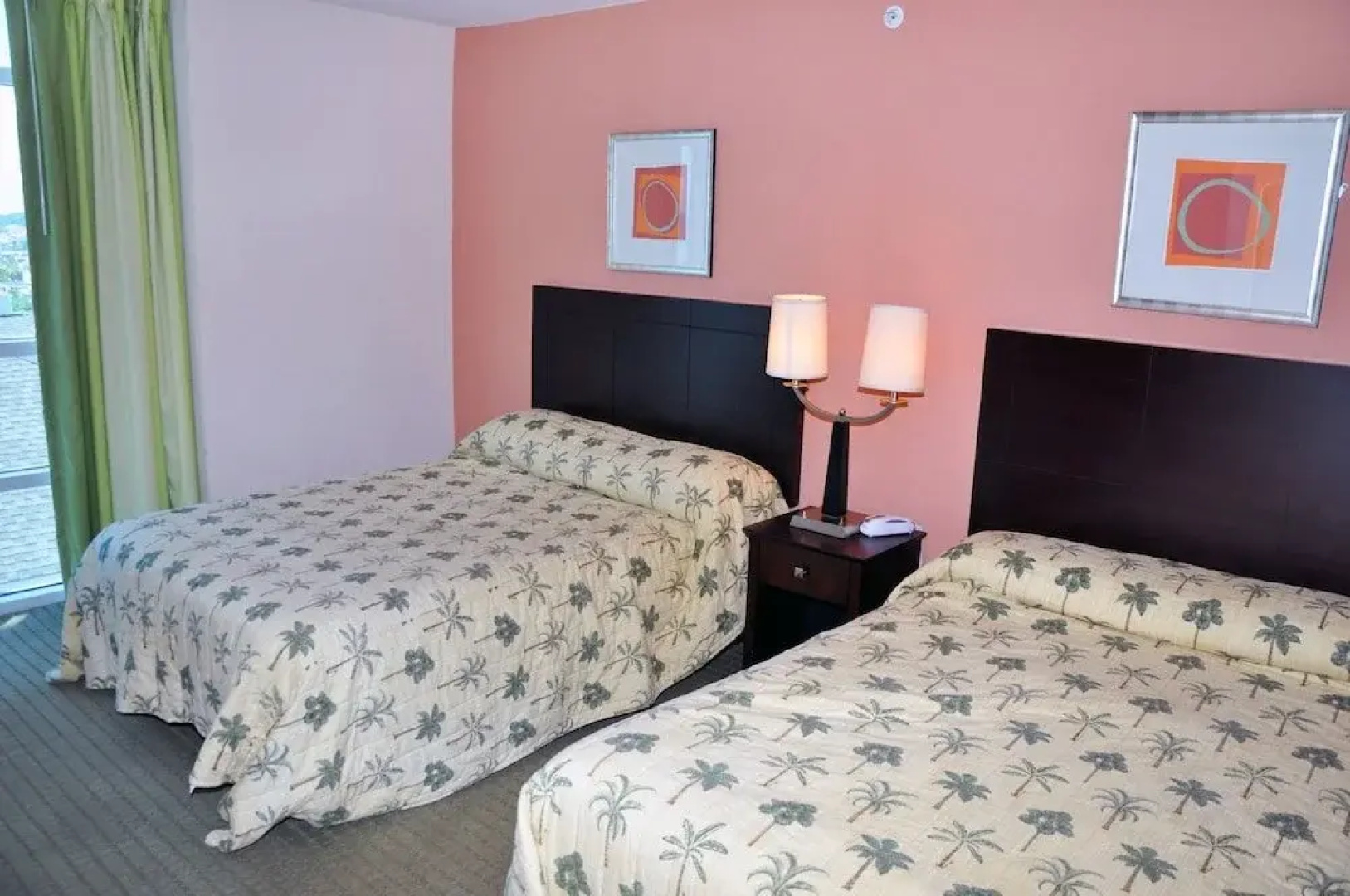 Prince Resort 702