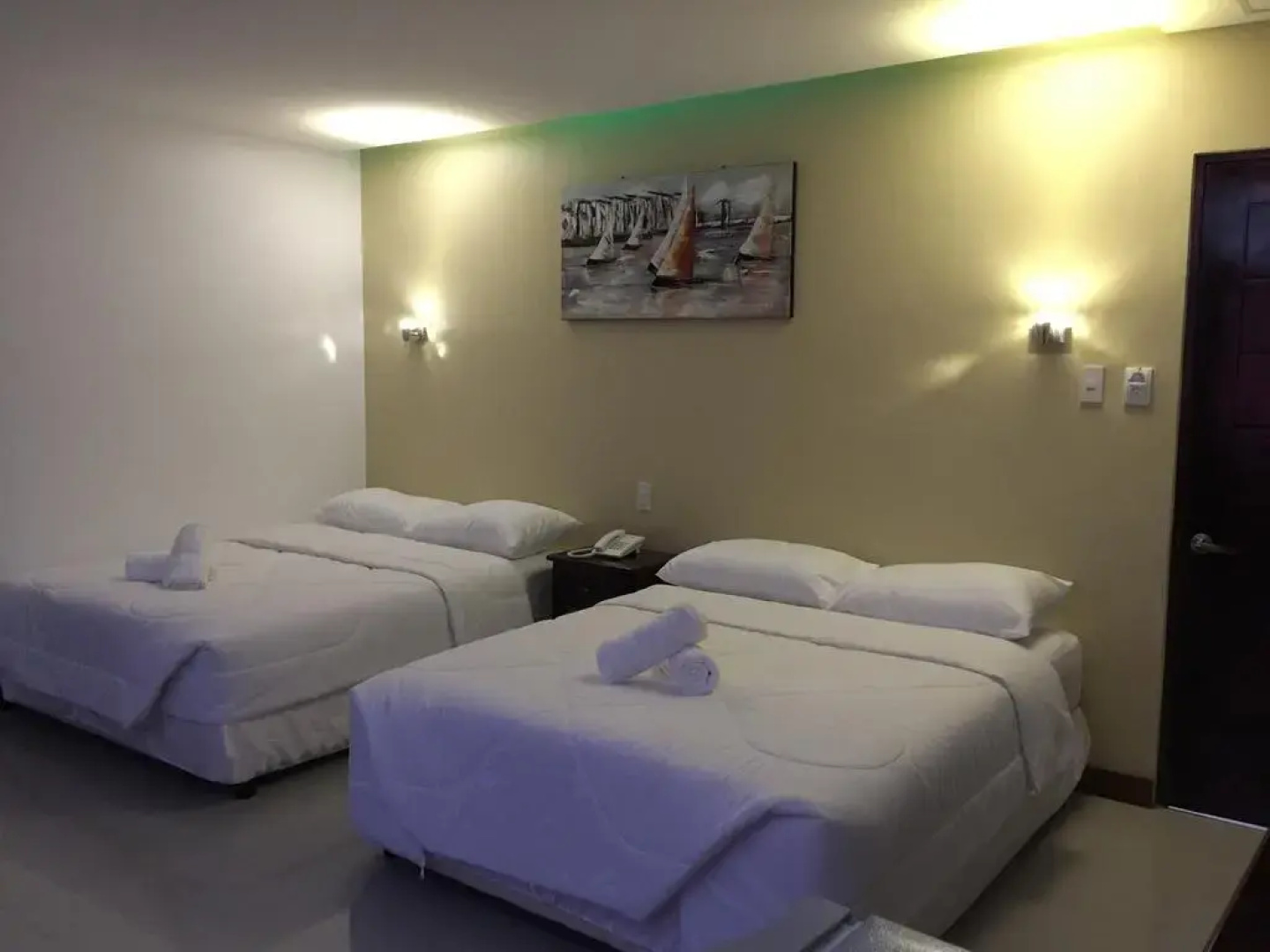 Ocean Cruise Hotel