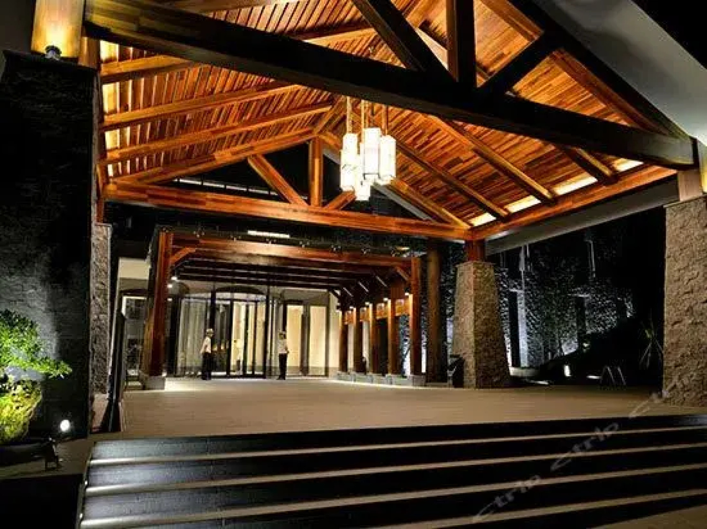 Hongzhushan Hotel