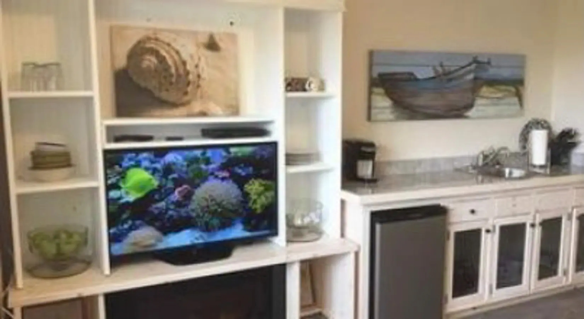 The Lakefront House