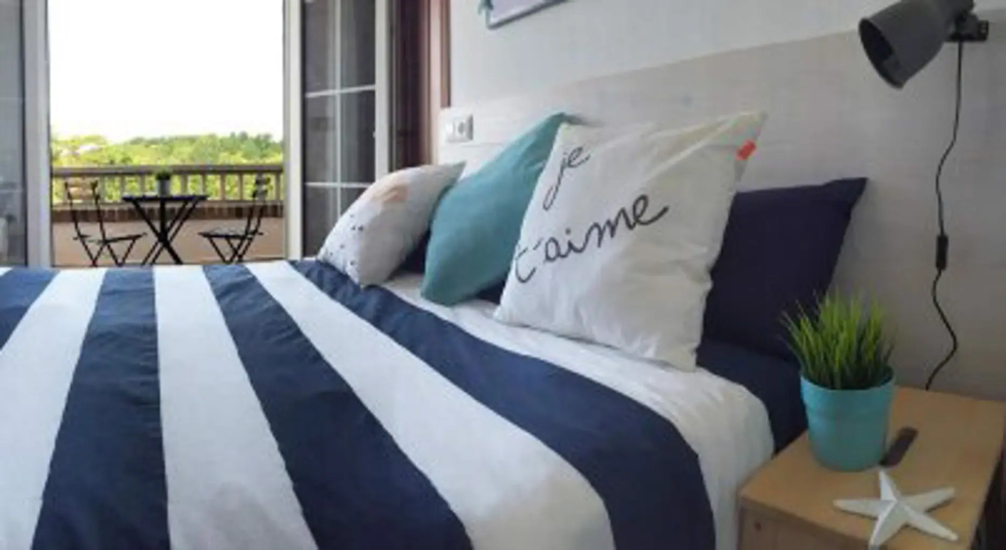 Loredo Surf House