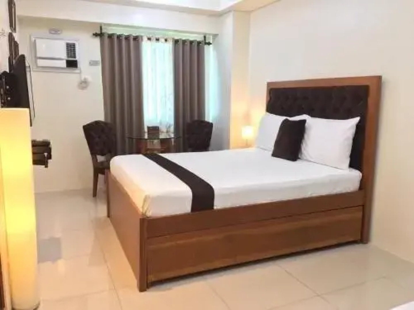 Studio Unit at The Beacon Makati