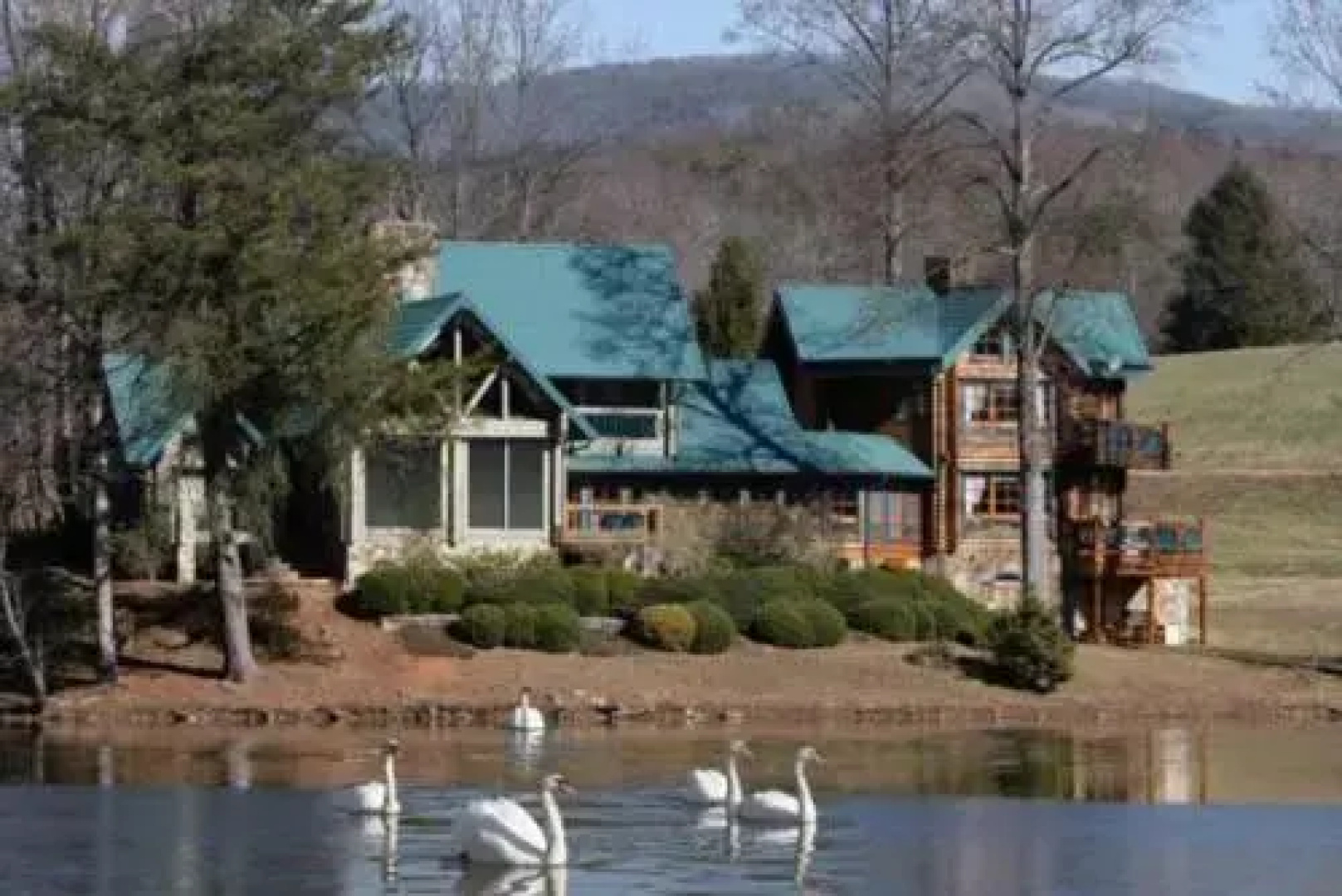 Falling Waters Lodge