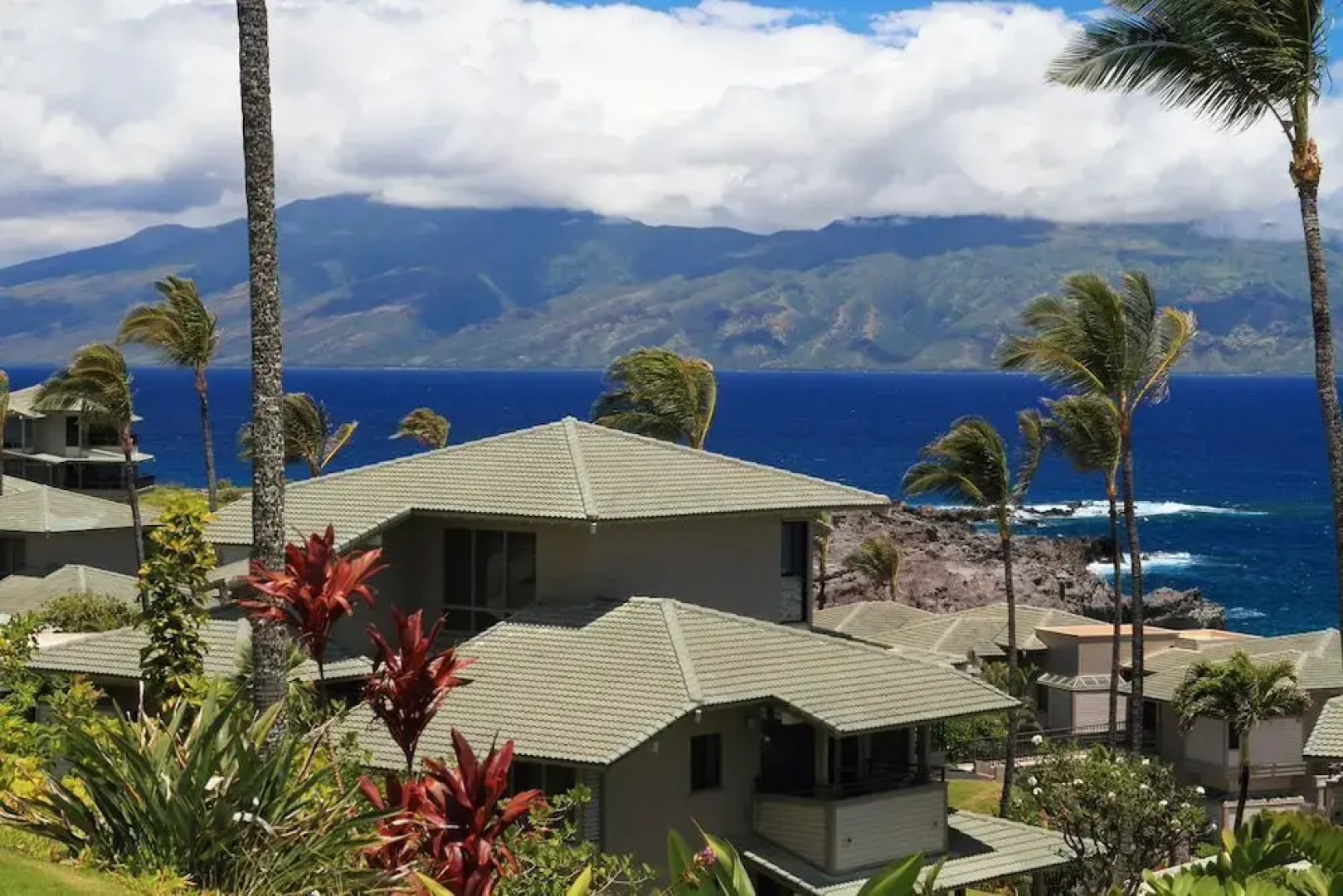 Bay Villa 15G5 Ocean View by RedAwning