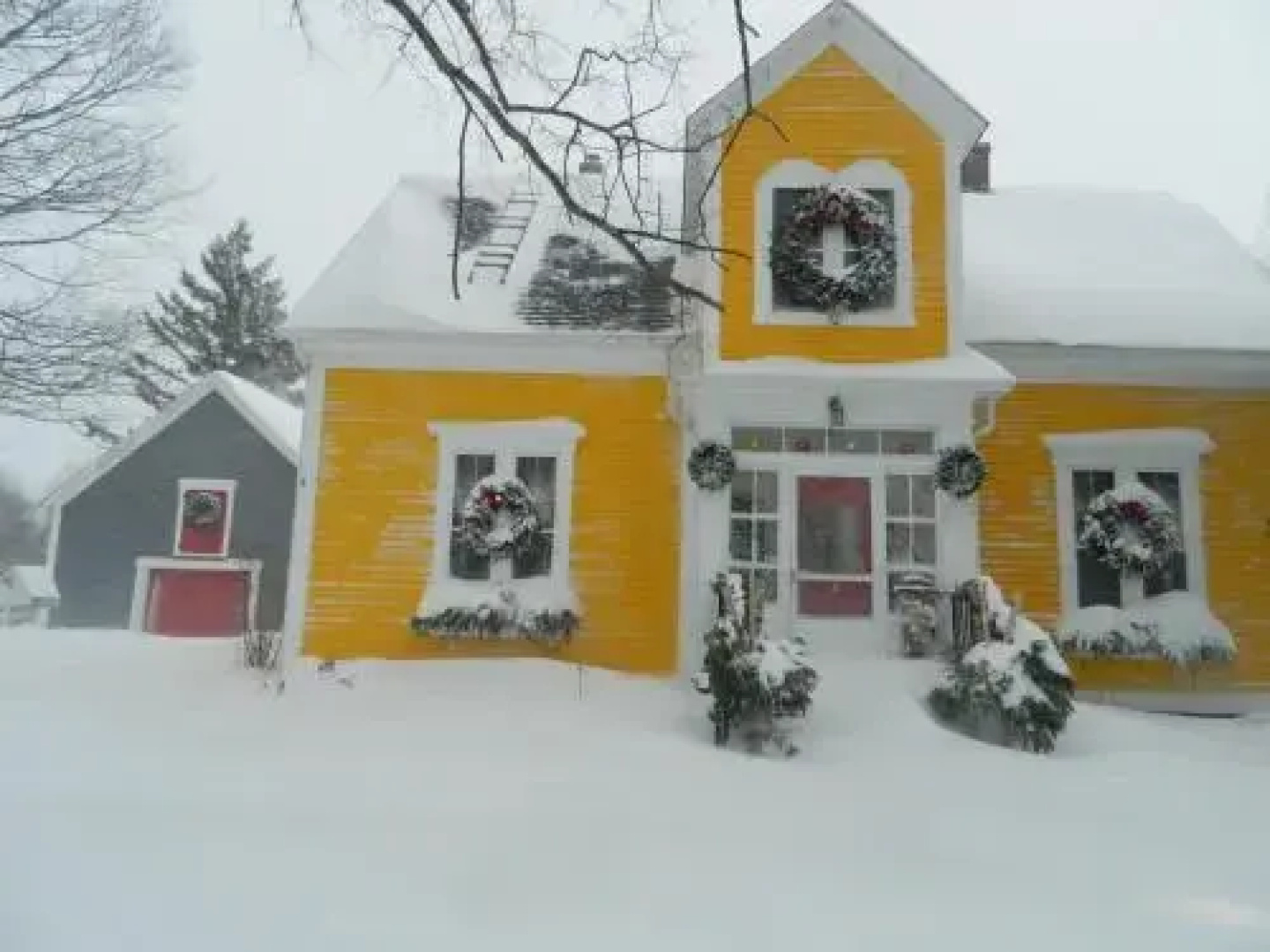 1854, The Maplegrove Inn