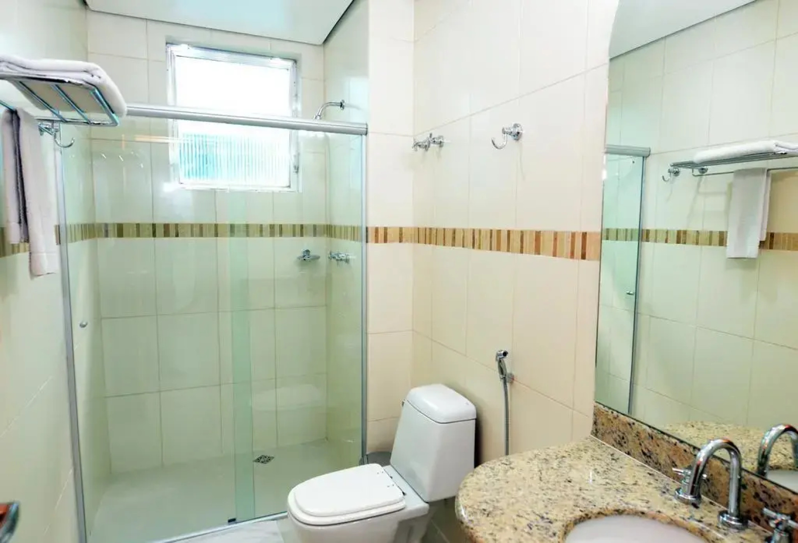 Perola Hotels