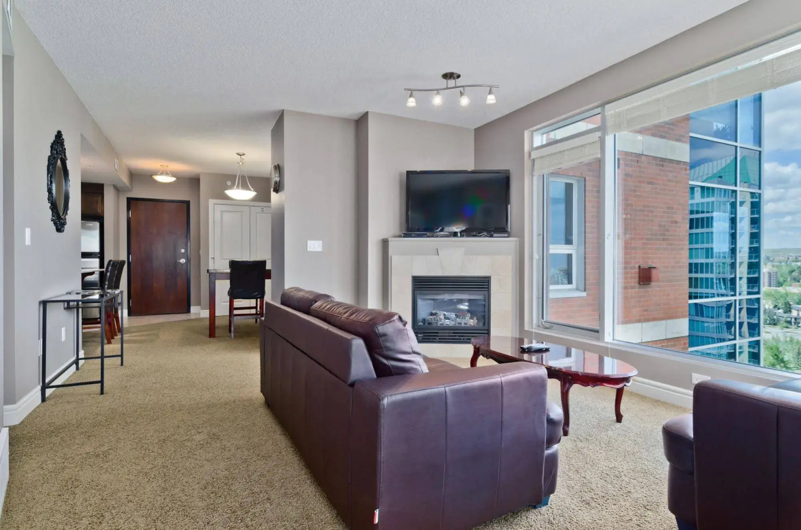 Executive Suites by Roseman - Five West