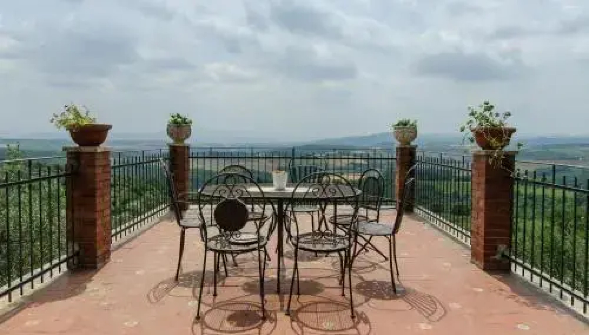Villa Cesari Tiberi B&B