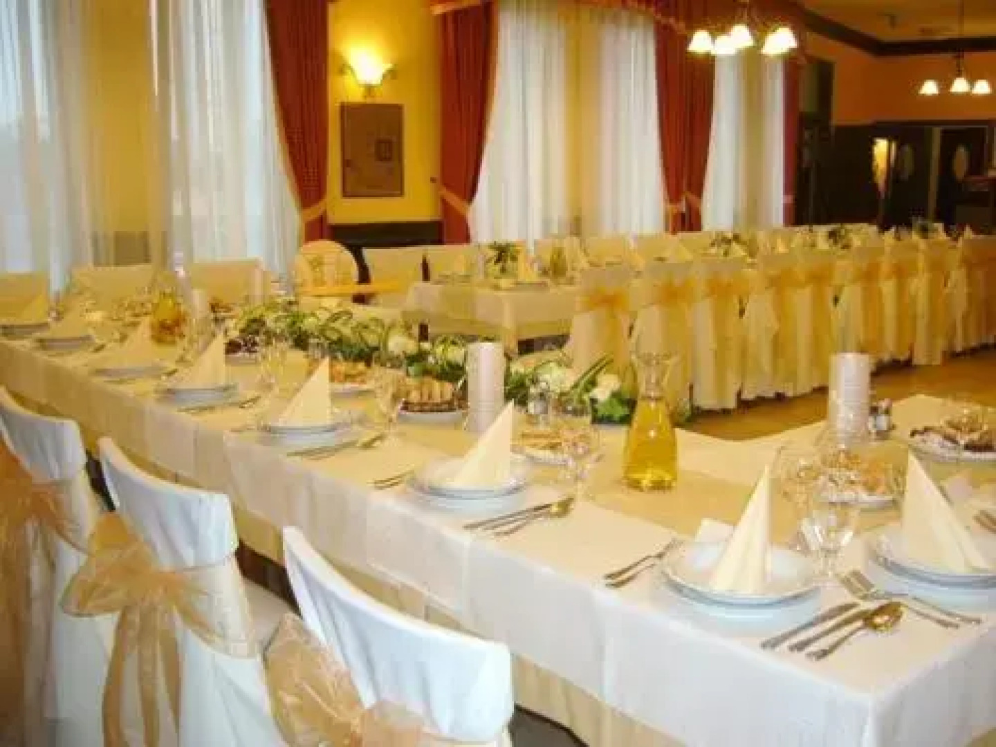 Ambrózia Étterem és Panzió