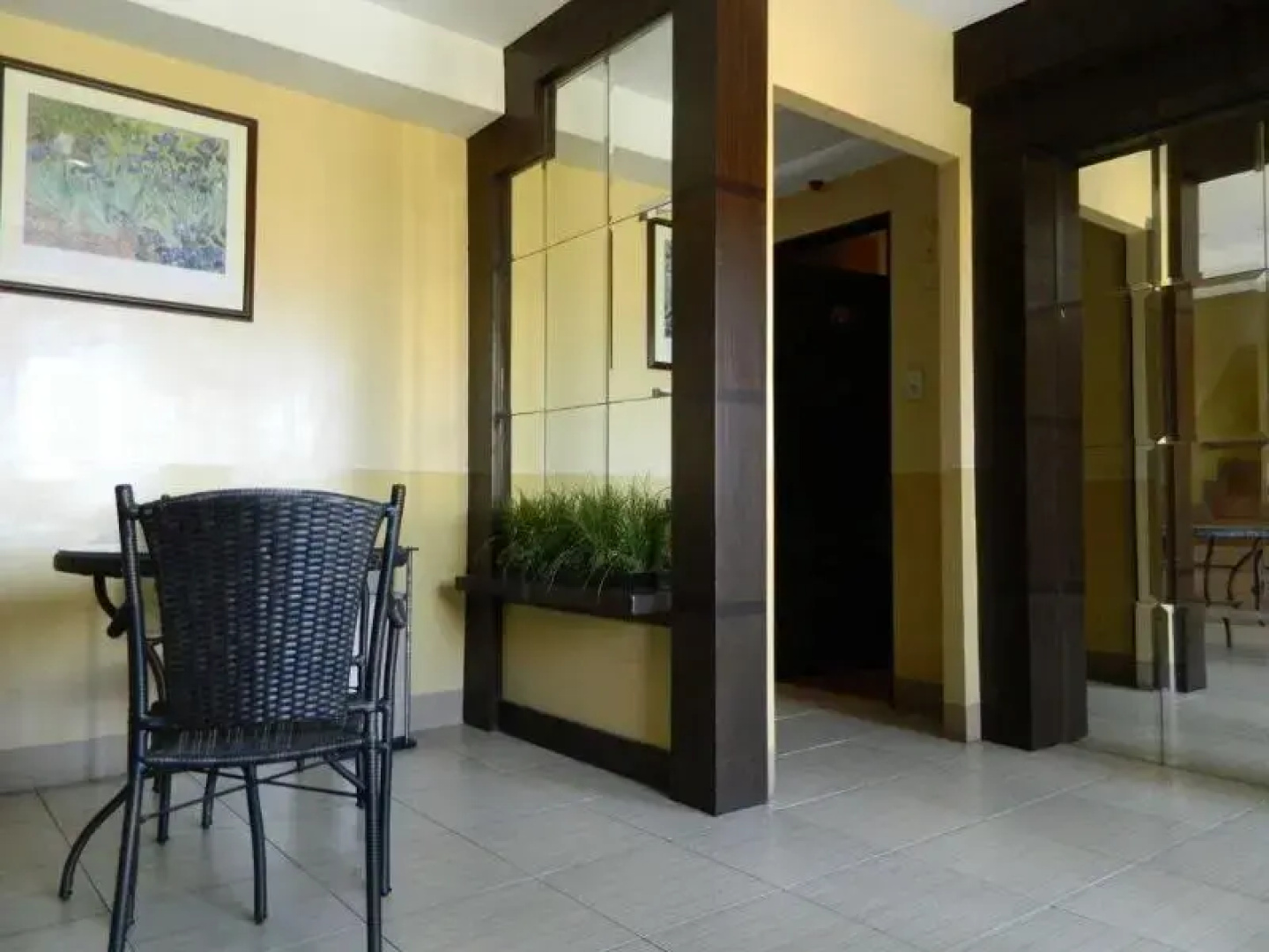 Hollywood Suites and Resort - Bancal