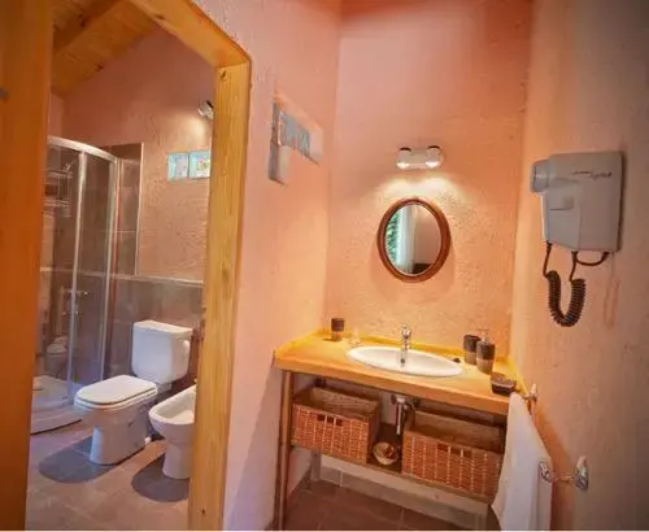 Akapana Suites
