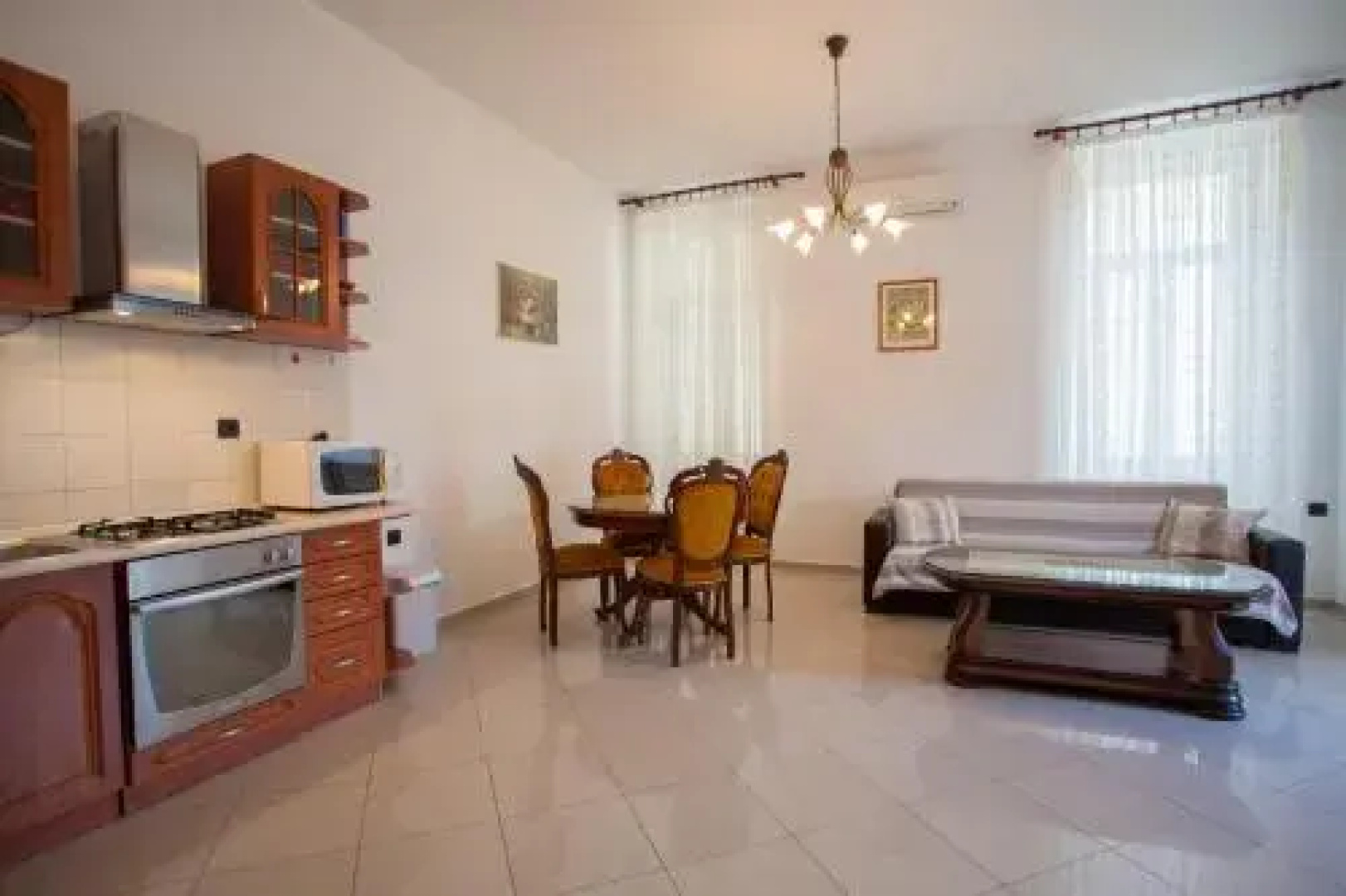 Aparment Kod Kule