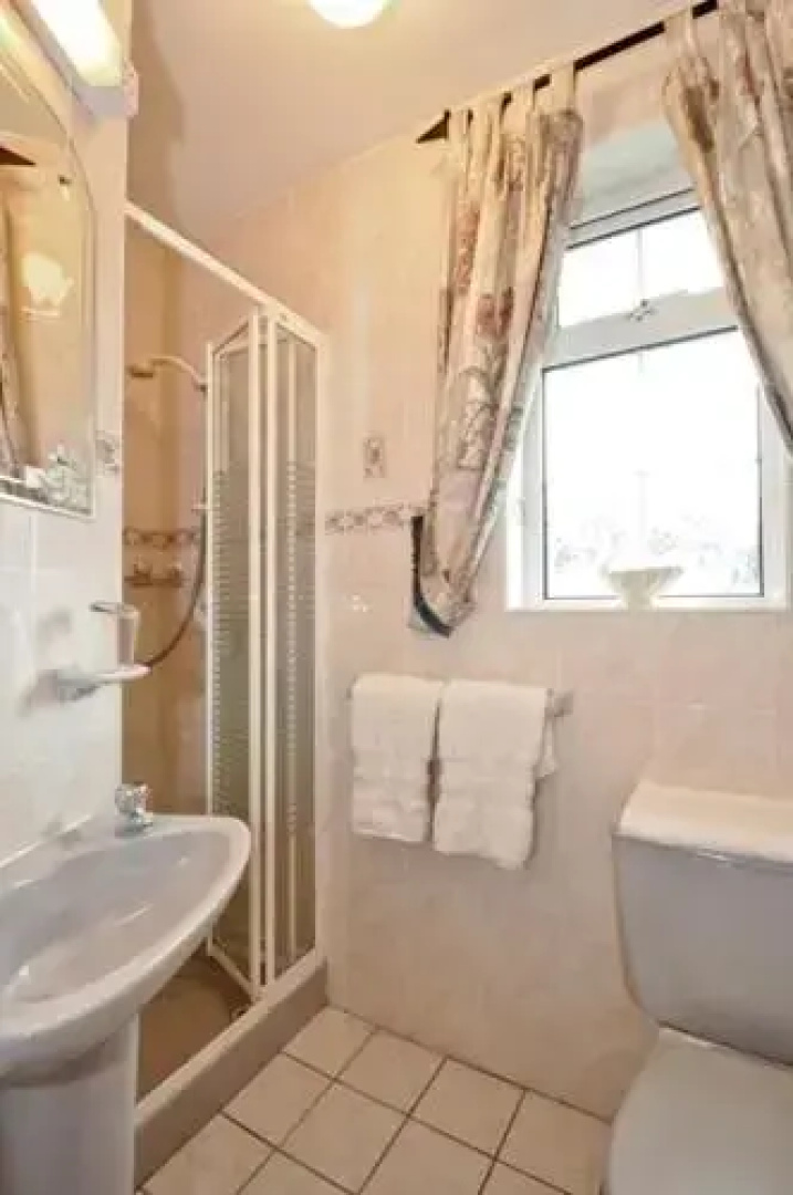 Shanlin House Bed and Breakfast