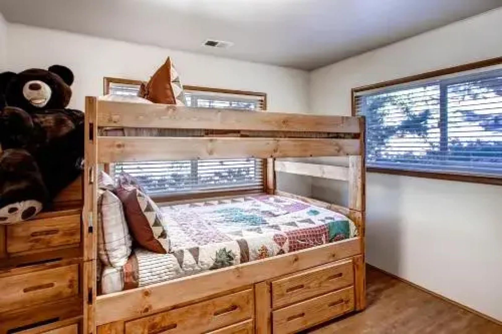 Trout Creek Lodge