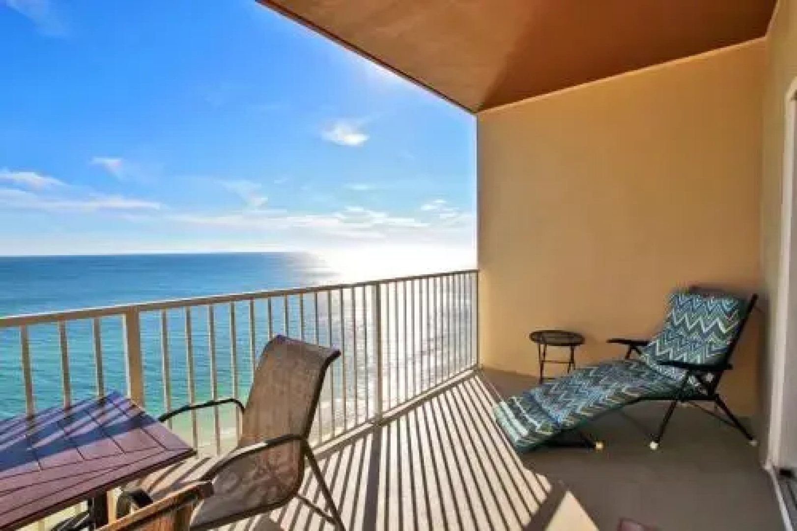 Crystal Shores West 1007