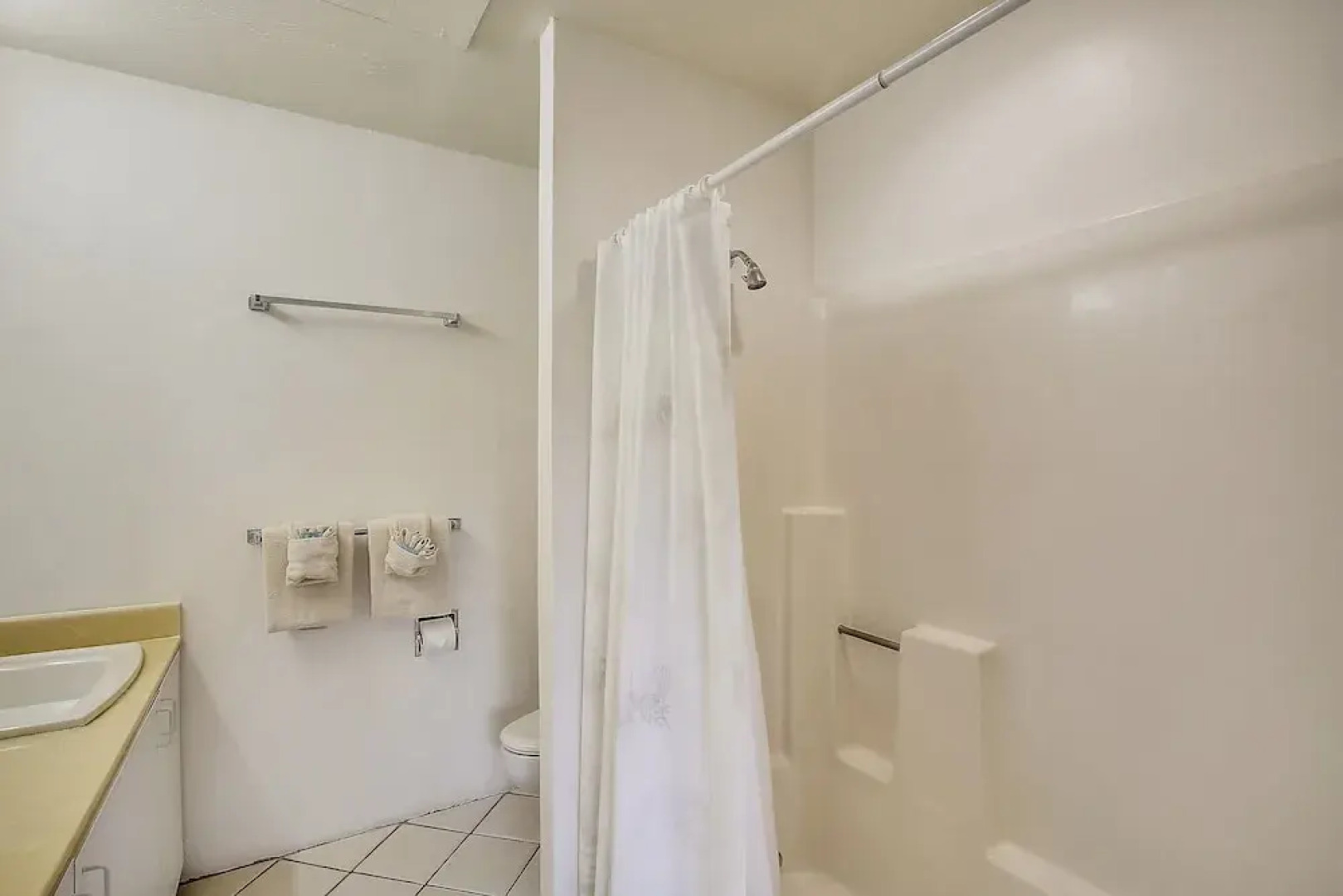 Bird of Paradise - 2 Br Condo