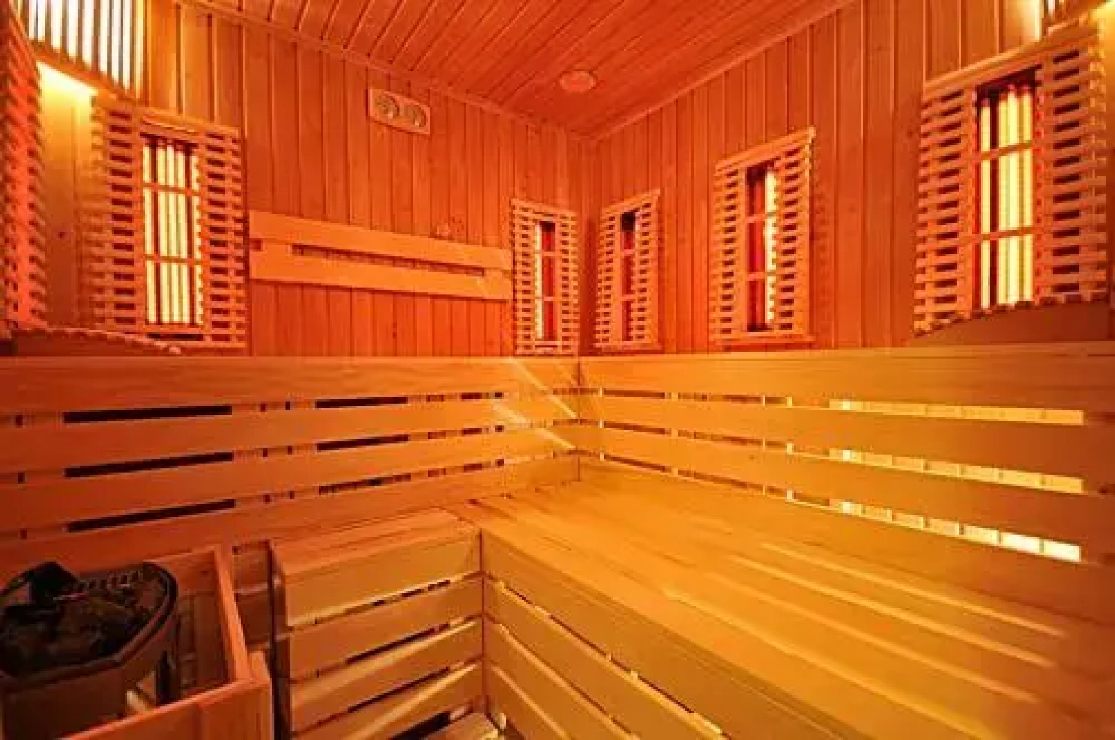 Dom zdravia - KÚPELE ČERVENÝ KLÁŠTOR Smerdžonka