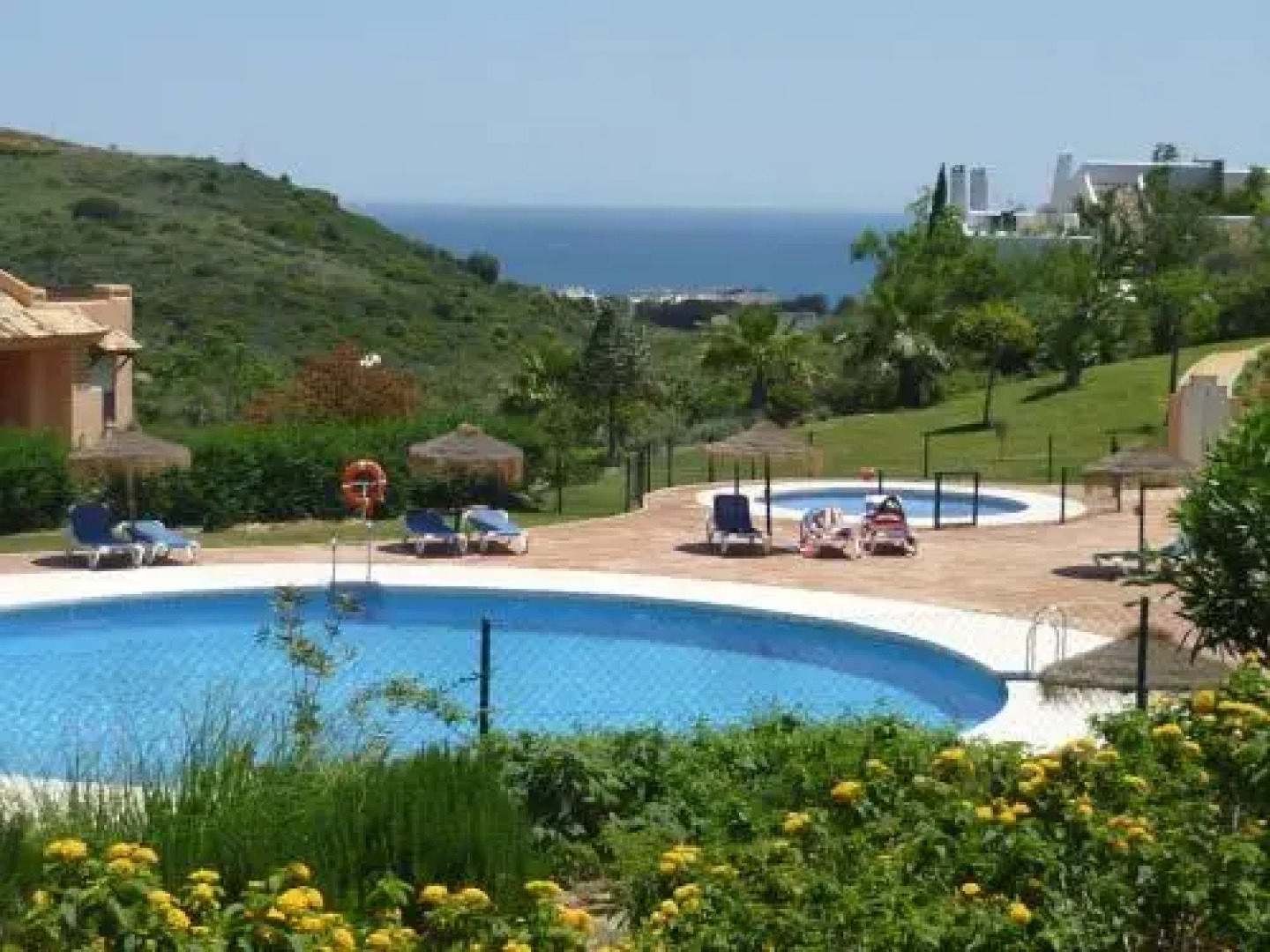 Casares del Sol
