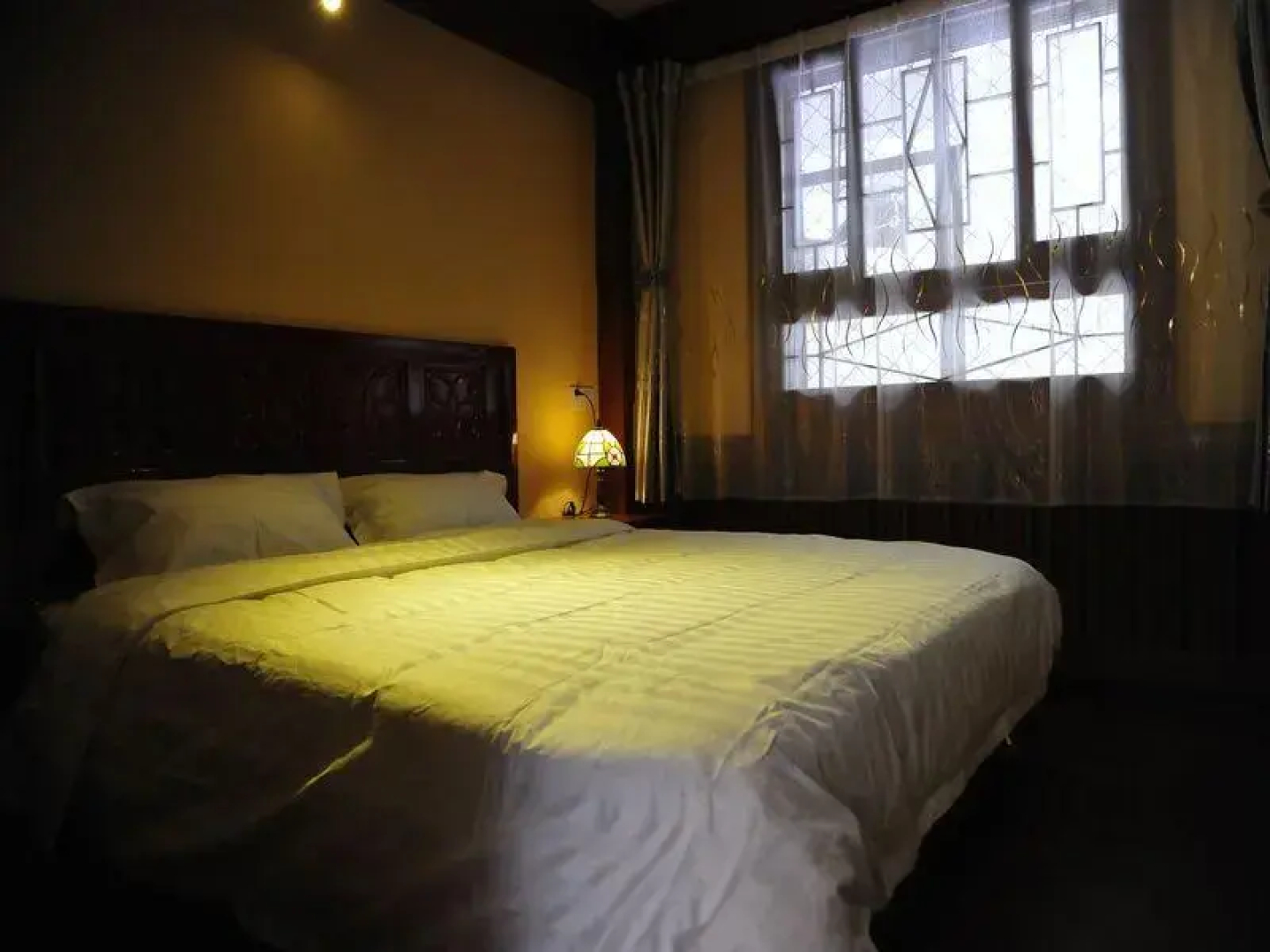 Ruo Chujian Youth Hostel