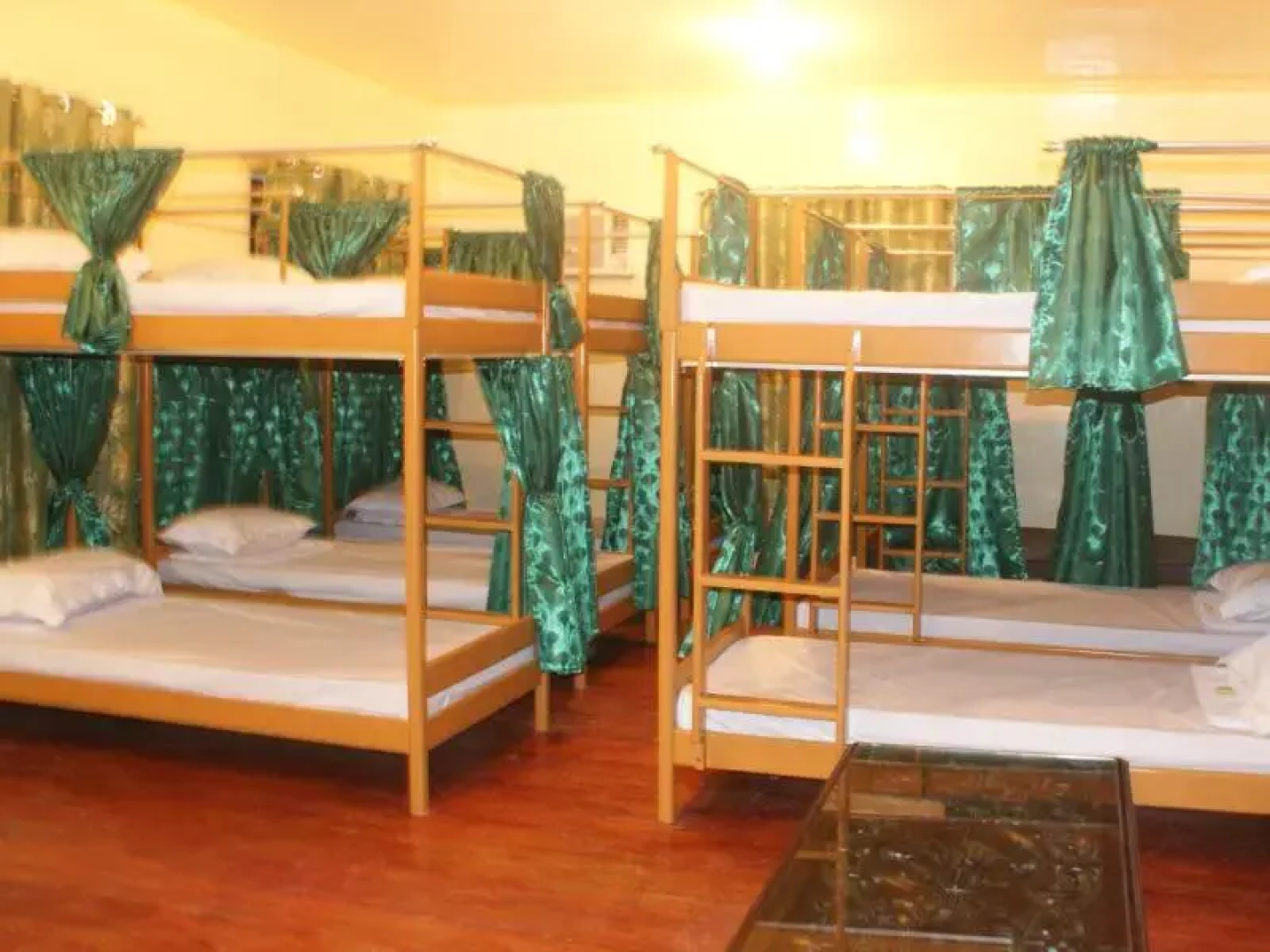 Gloreto Guest House and Dormitel